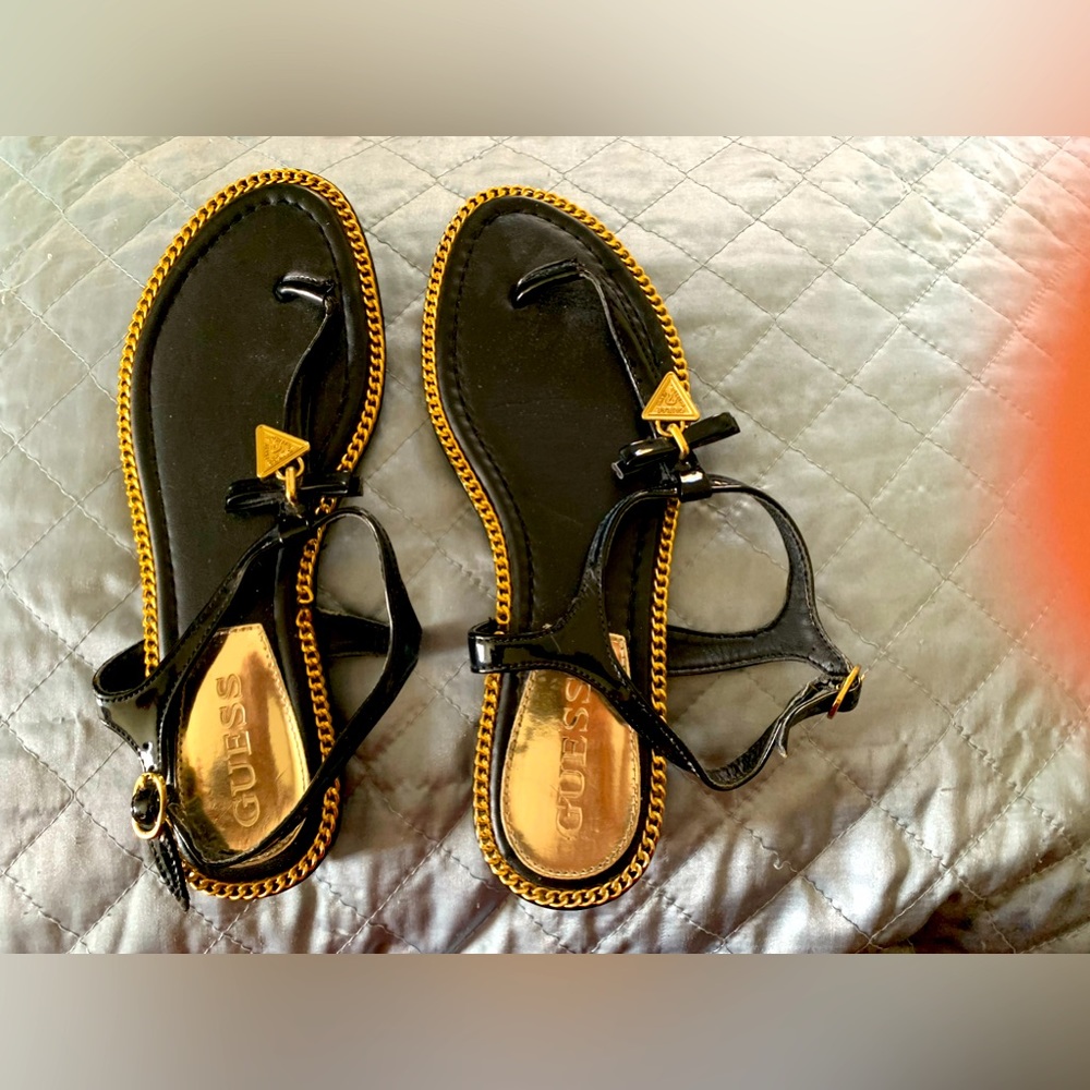 Guess black patent sanders